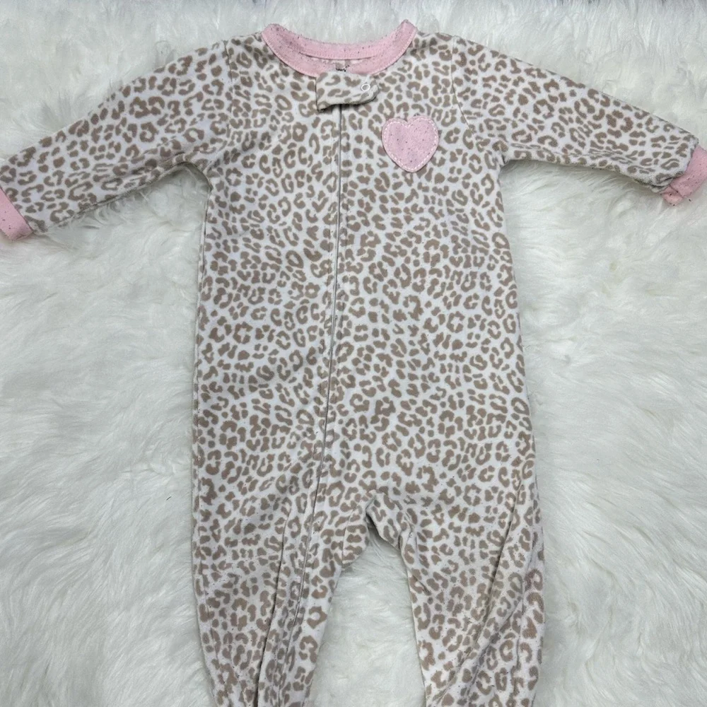 Carter’s 12 baby girl fleece footies​